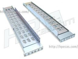 APC 4-Post Rackmount Rails (SU032A)